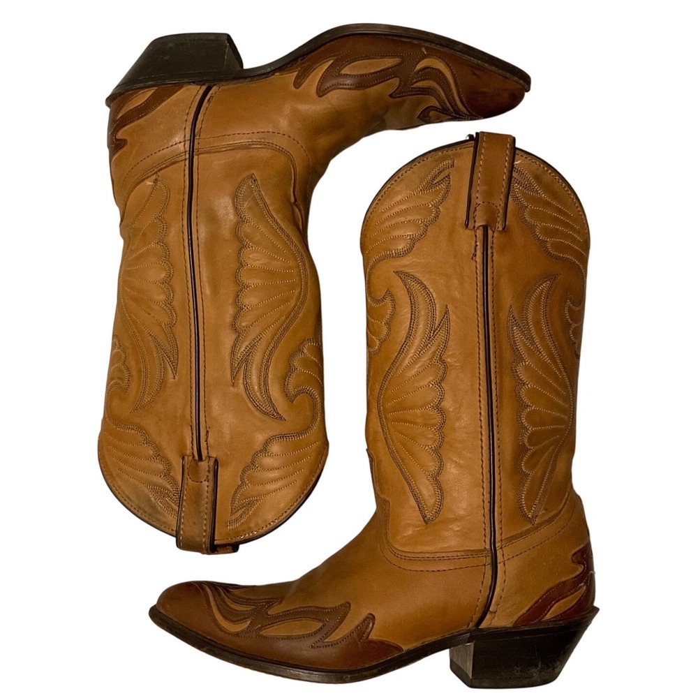 CODE WEST 1990s Embossed Heart Tan Leather Cowgirl Boots sz 7.5